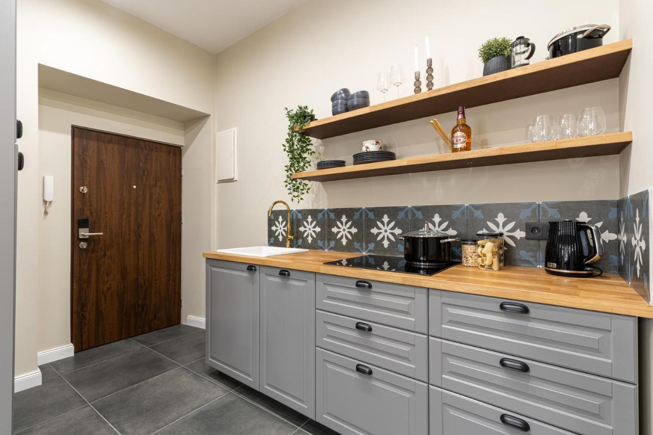 Apartment Househost : Topolowa 26/17 *